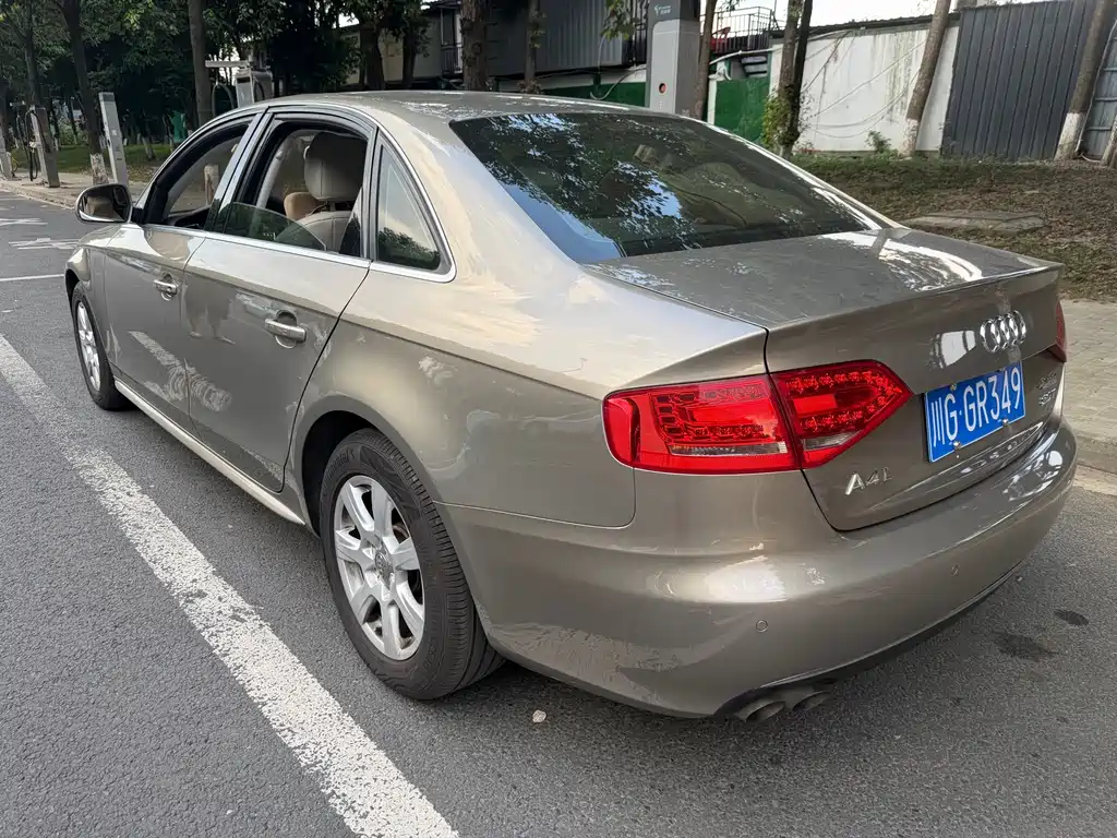 Audi A4L — миниатюра 5