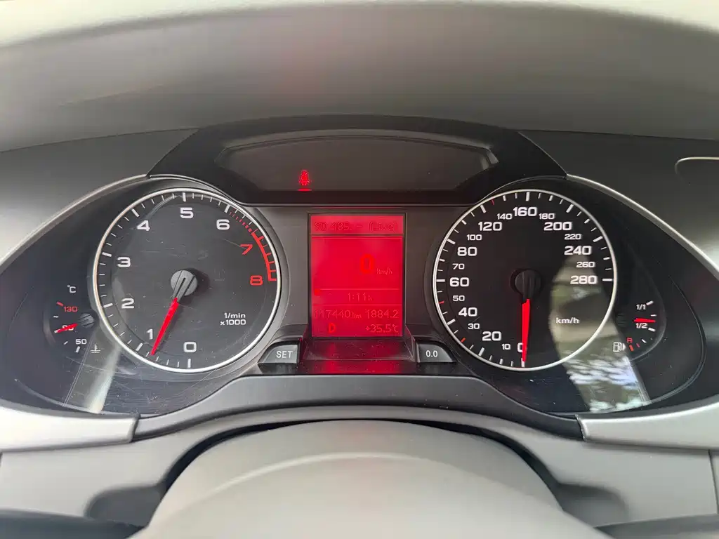 Audi A4L — миниатюра 15