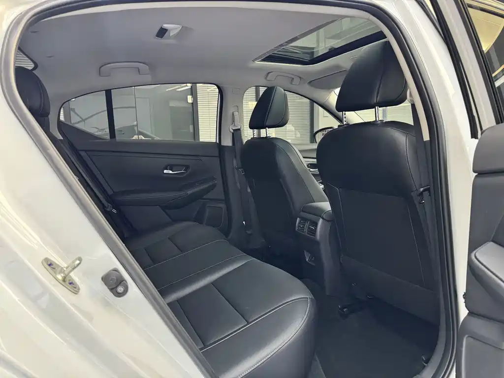 Nissan Sylphy — миниатюра 17