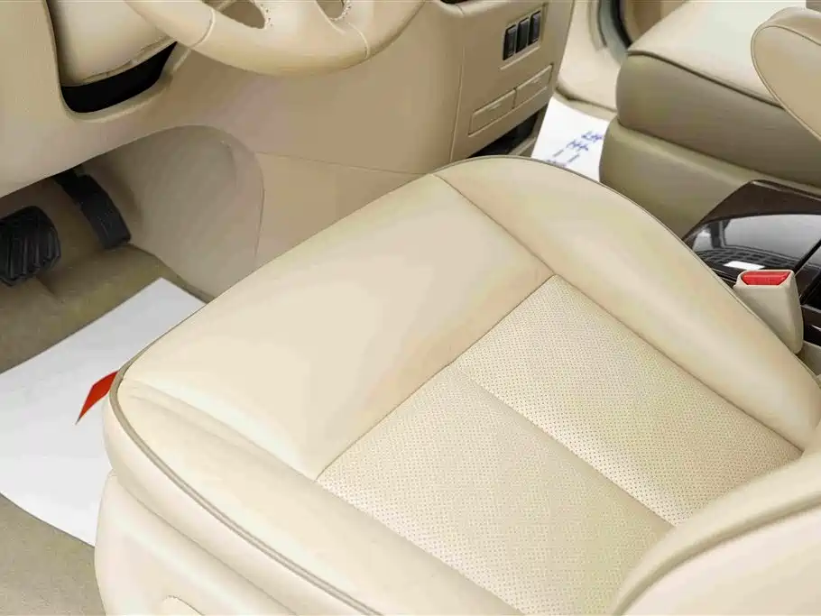 Nissan Quest — миниатюра 7