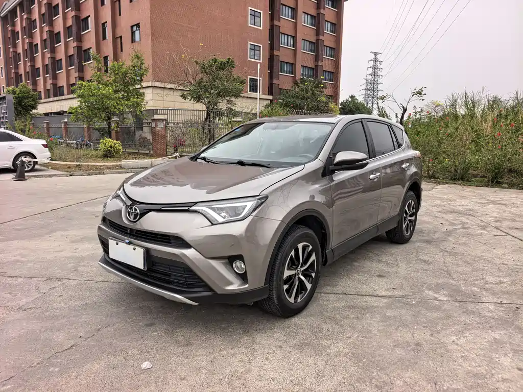 TOYOTA RAV4 RONGFANG
