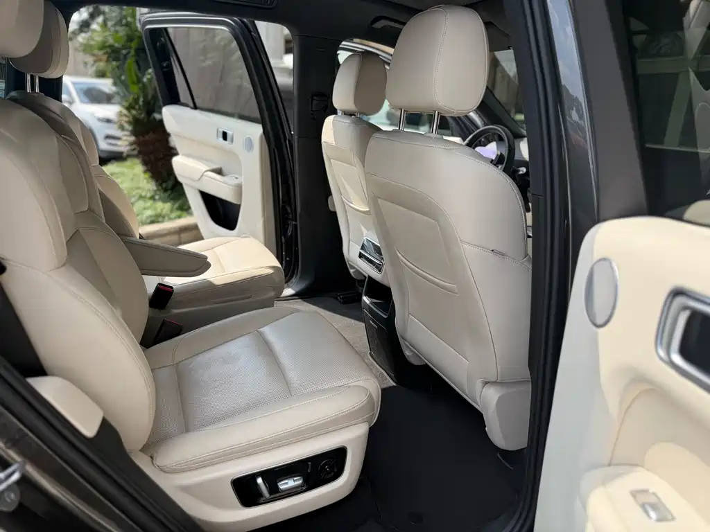 Li Auto Li L8 — миниатюра 6