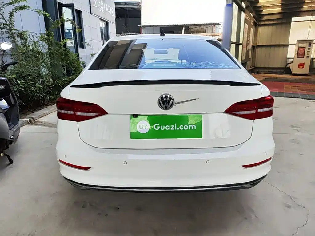 Volkswagen Lavida — миниатюра 6