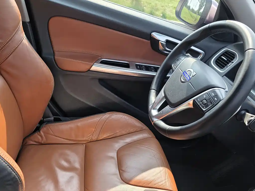 Volvo S60 (Import) — миниатюра 23