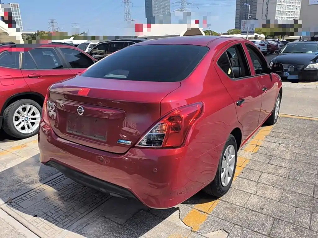 Nissan Sunny — миниатюра 7