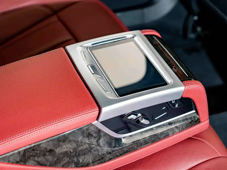 BMW 5 Series — миниатюра 25