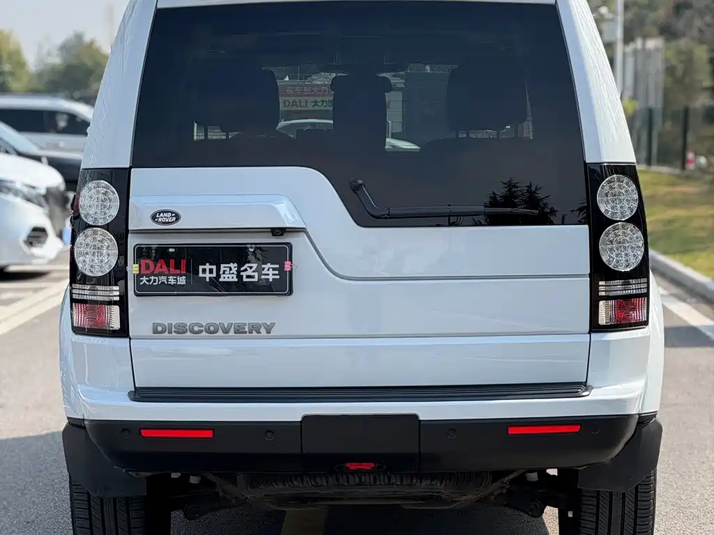 Land Rover Discovery — миниатюра 5