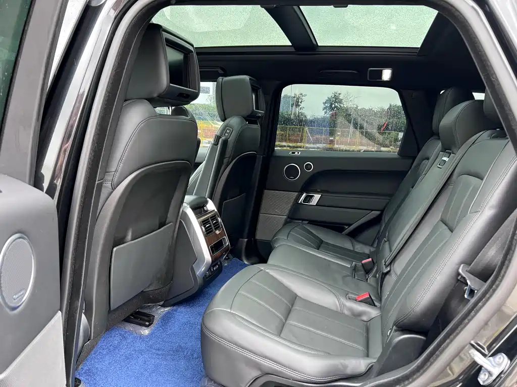 Land Rover Sport PHEV — миниатюра 10