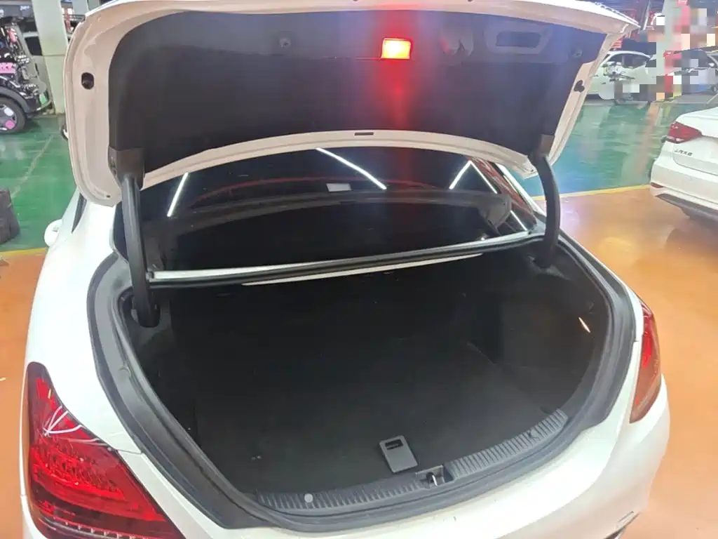 Mercedes-Benz C-Class — миниатюра 19