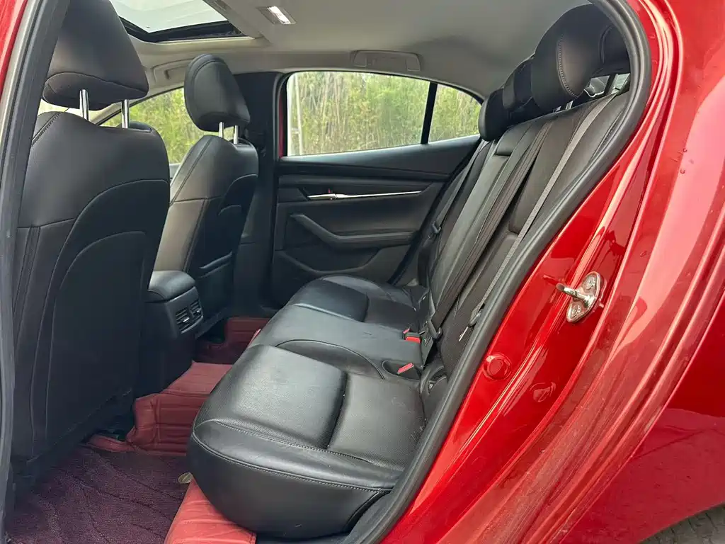 Mazda 3 Axela — миниатюра 6