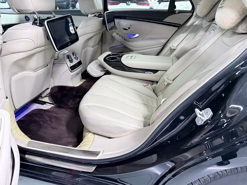 Mercedes-Benz S-Class — миниатюра 10