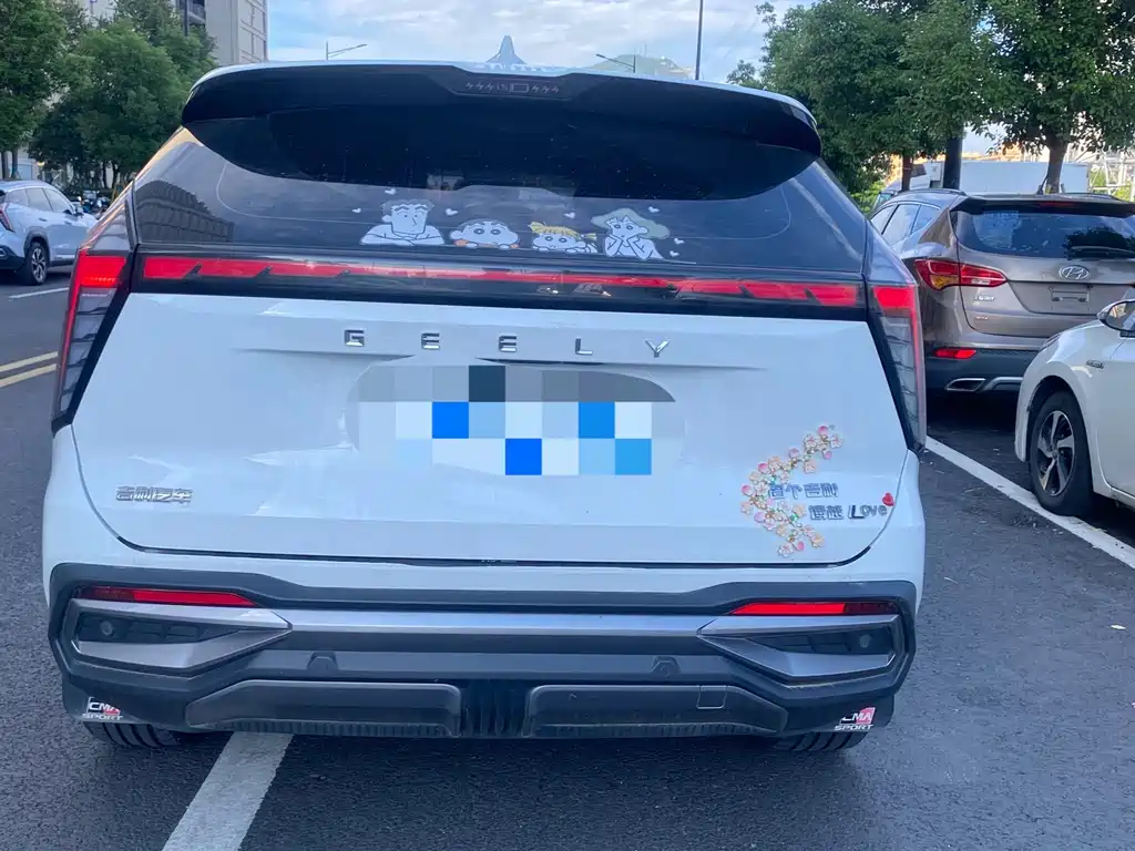 Geely Boyue L — миниатюра 11