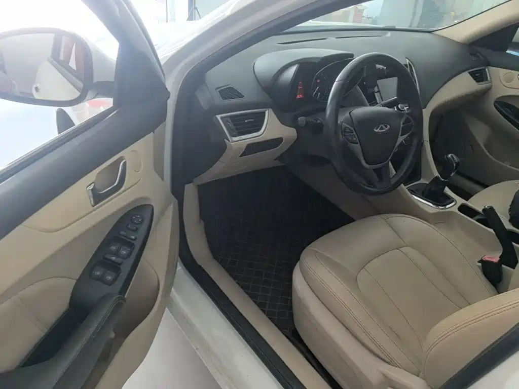 Chery Arrizo 7 — миниатюра 16