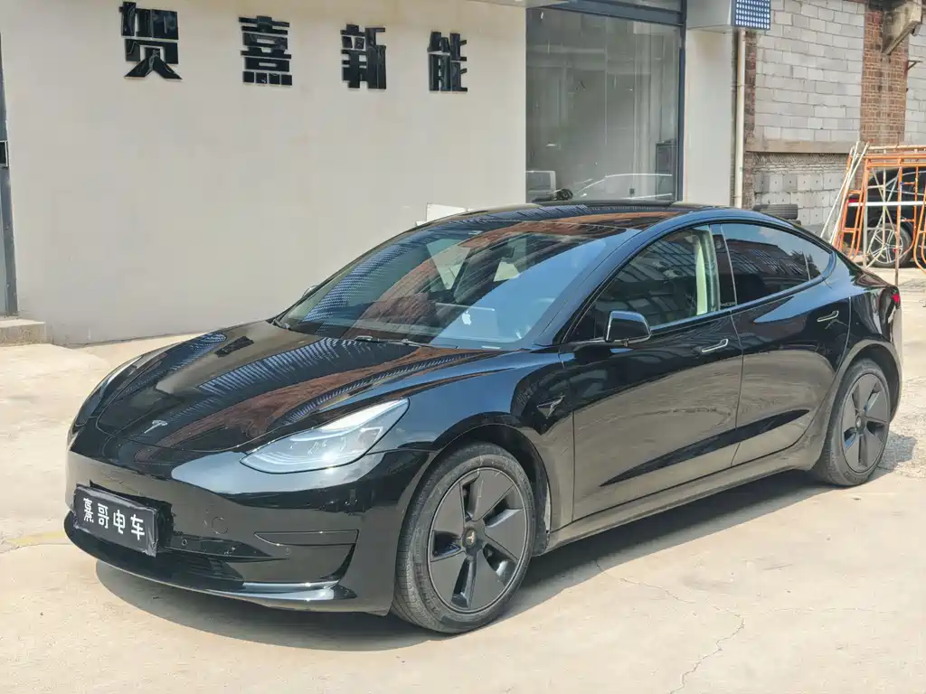 Tesla Model 3 2023