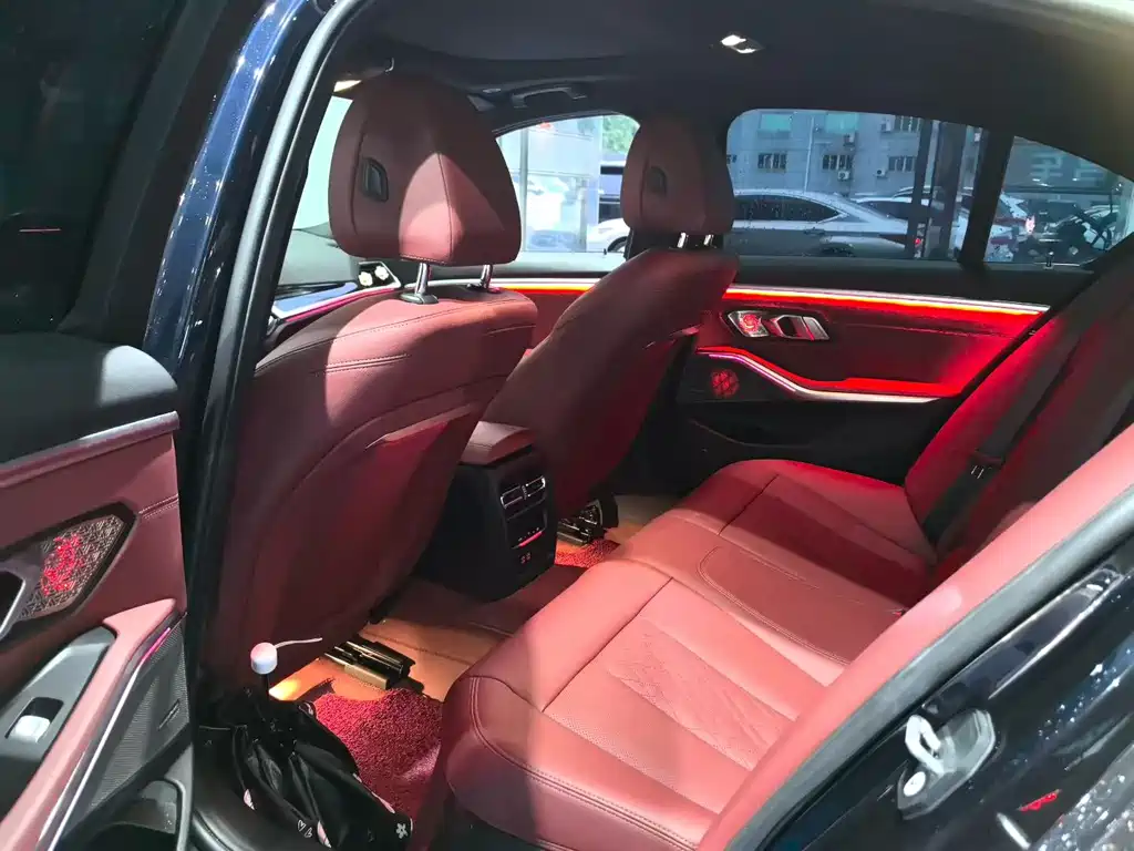 BMW 3 Series — миниатюра 4