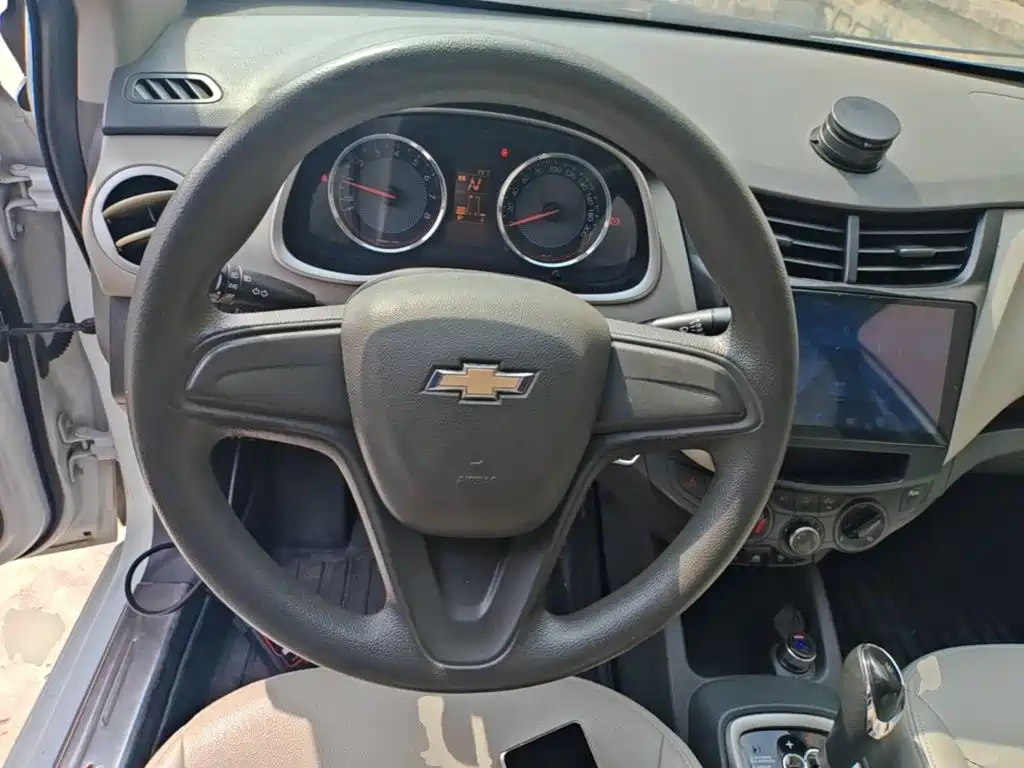 Chevrolet Sail — миниатюра 11