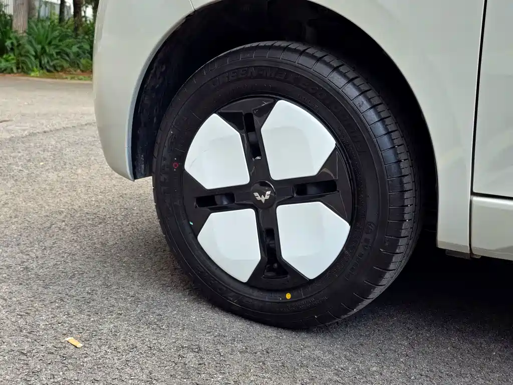 Wuling MINIEV — миниатюра 15