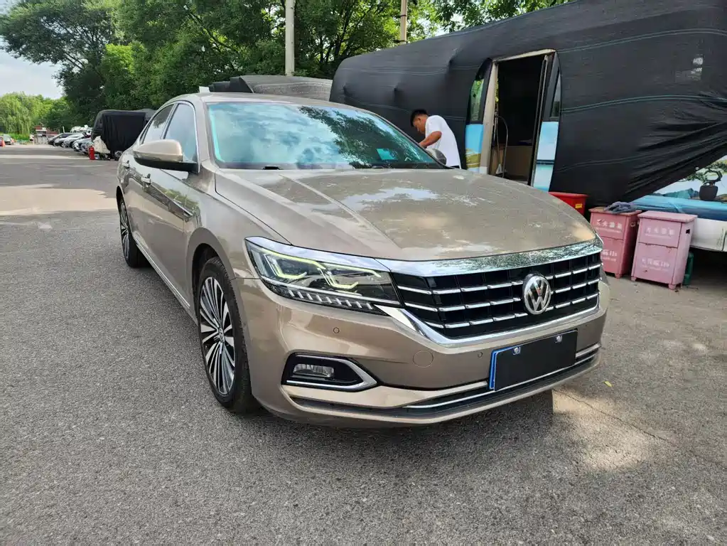 Volkswagen Passat — миниатюра 3