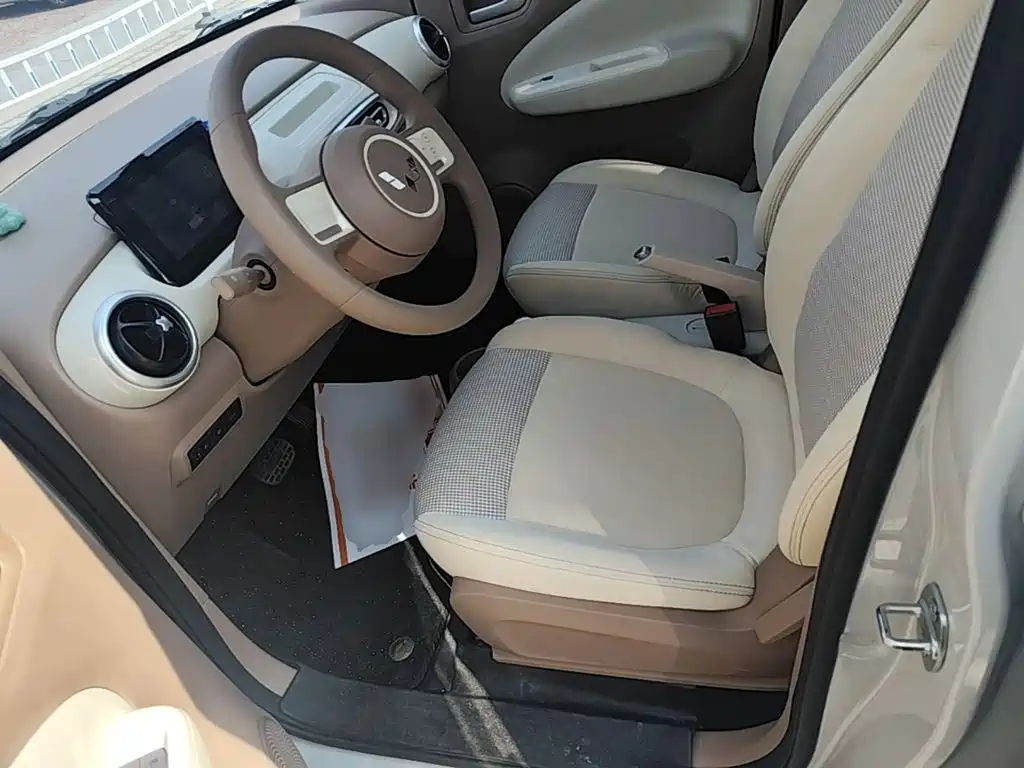 Wuling MINIEV — миниатюра 15
