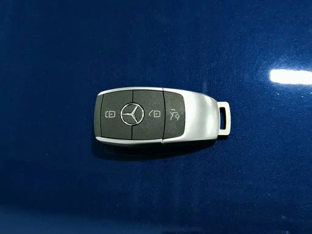 Mercedes-Benz C-Class — миниатюра 19