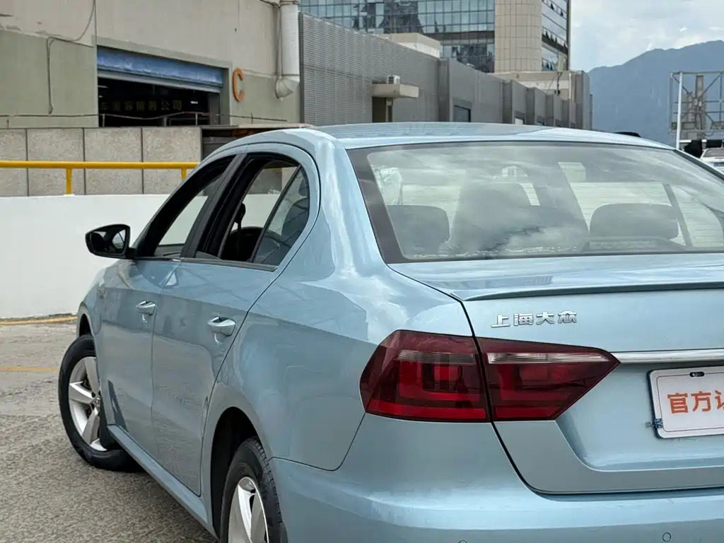 Volkswagen Lavida — миниатюра 4