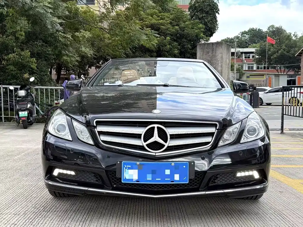 Mercedes-Benz E-Class (Import) — миниатюра 2