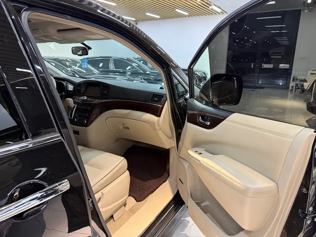 Nissan Quest — миниатюра 18