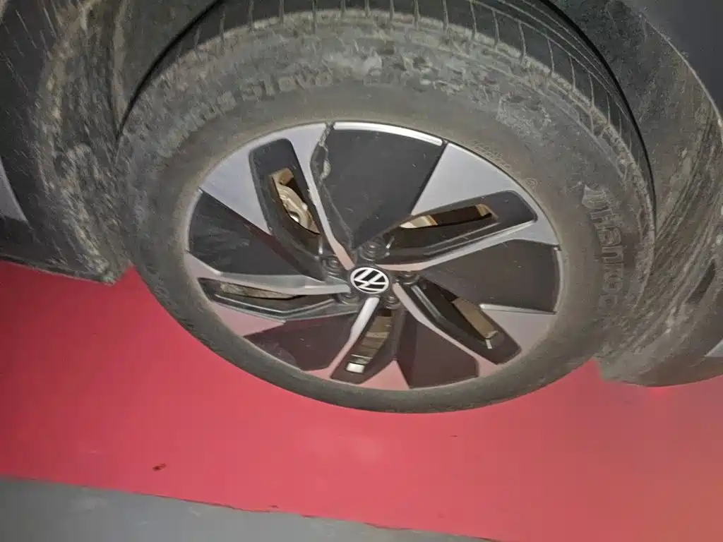 Volkswagen ID.4 Crozz — миниатюра 8