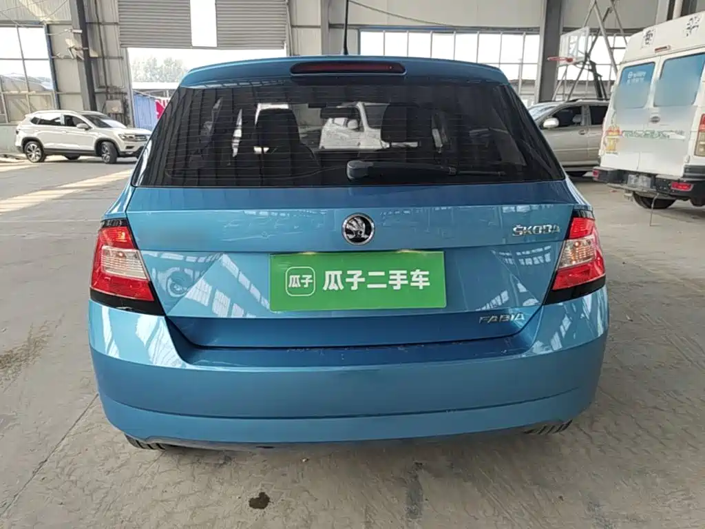 Skoda Fabia — миниатюра 6