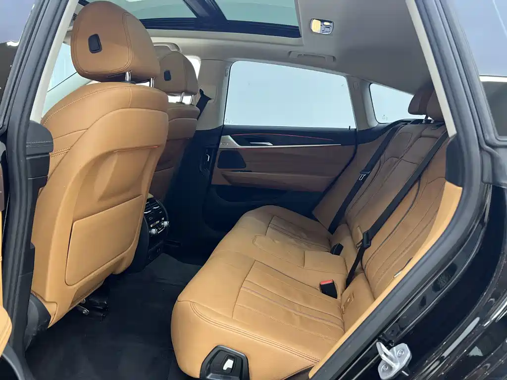 BMW 6 Series GT — миниатюра 21