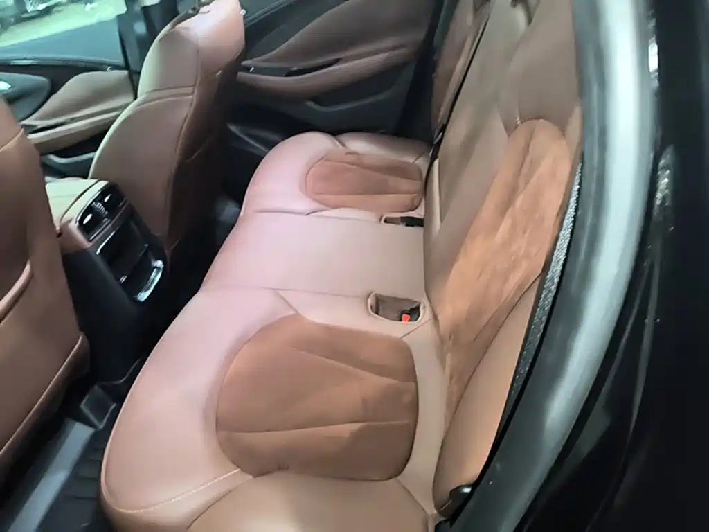 Buick Envision Plus — миниатюра 17