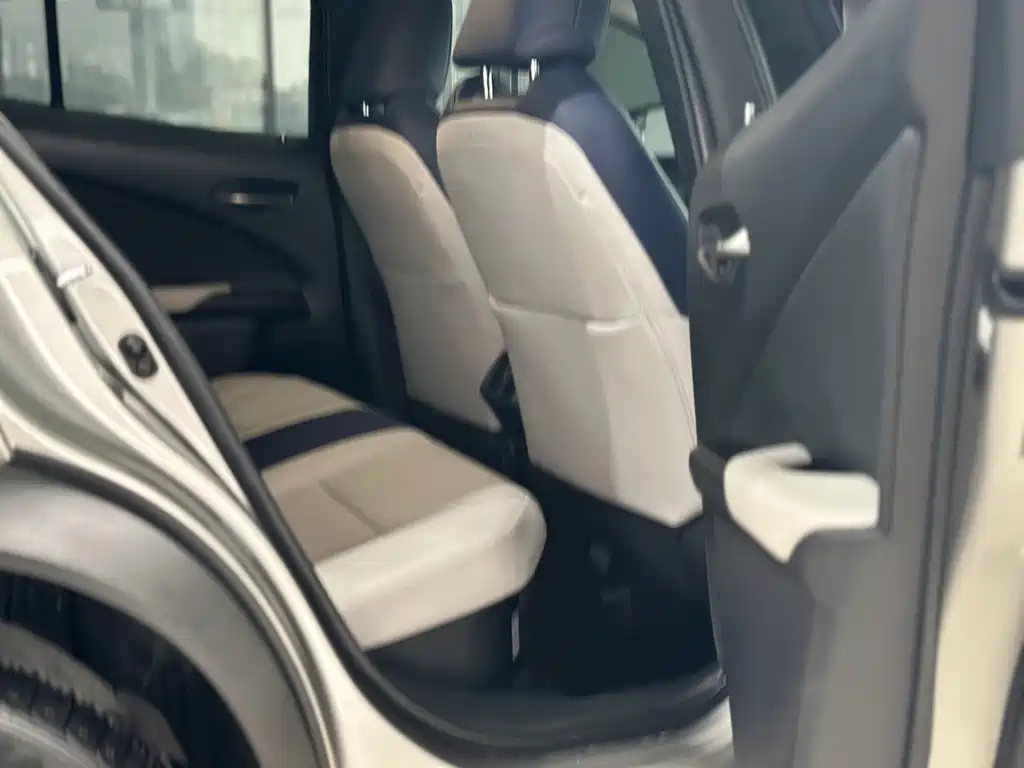 Lexus UX — миниатюра 8