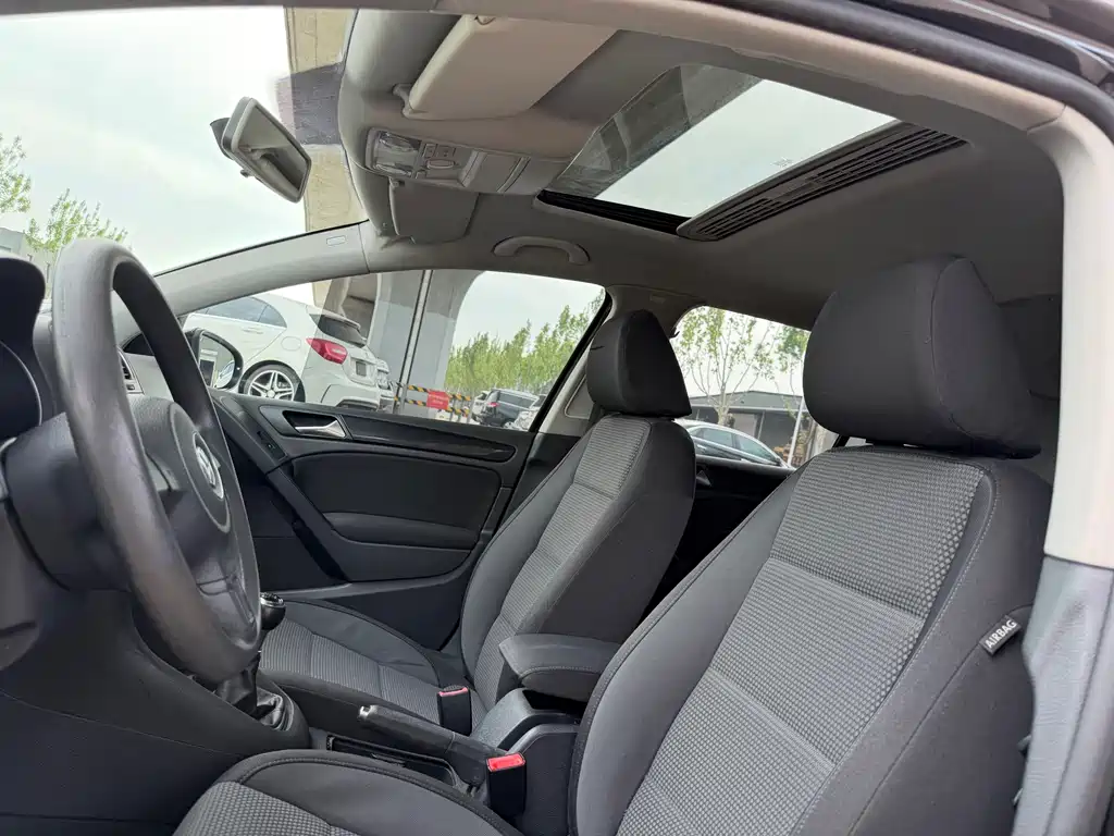 Volkswagen Golf — миниатюра 7
