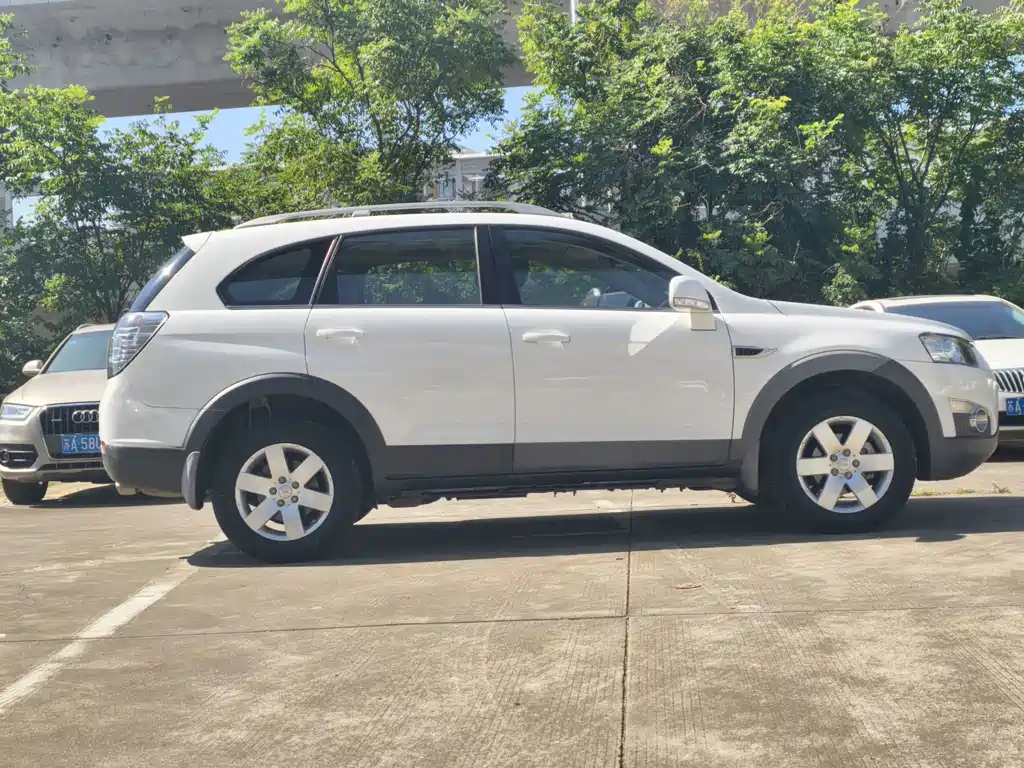 Chevrolet Captiva — миниатюра 5