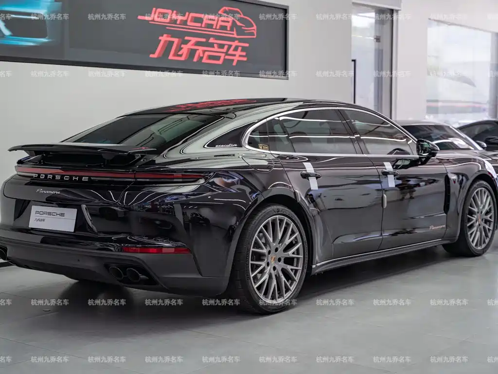Porsche Panamera — миниатюра 7