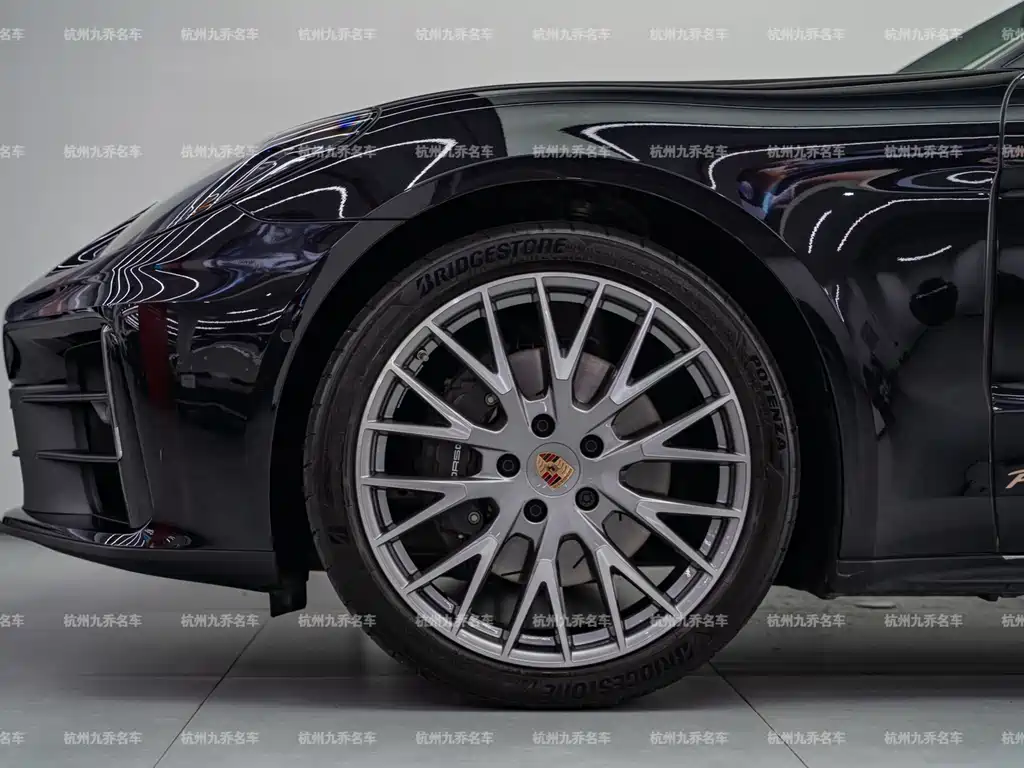 Porsche Panamera — миниатюра 9