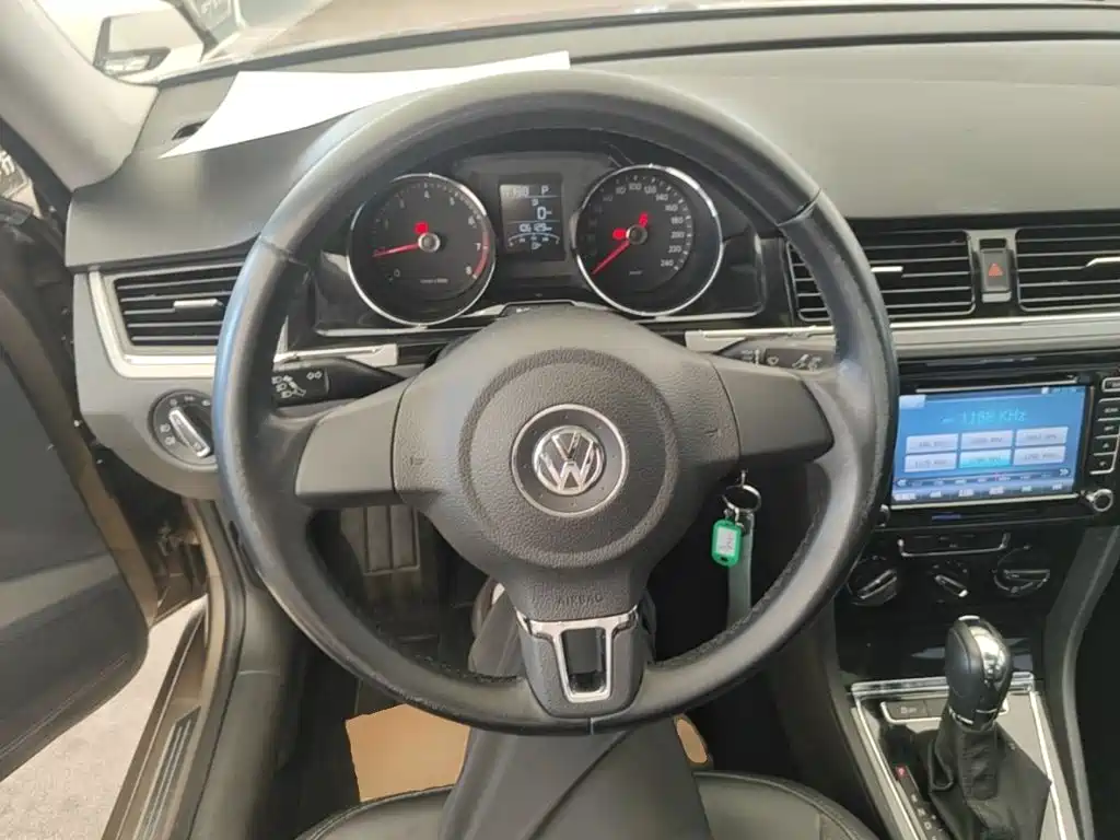 Volkswagen Bora — миниатюра 11