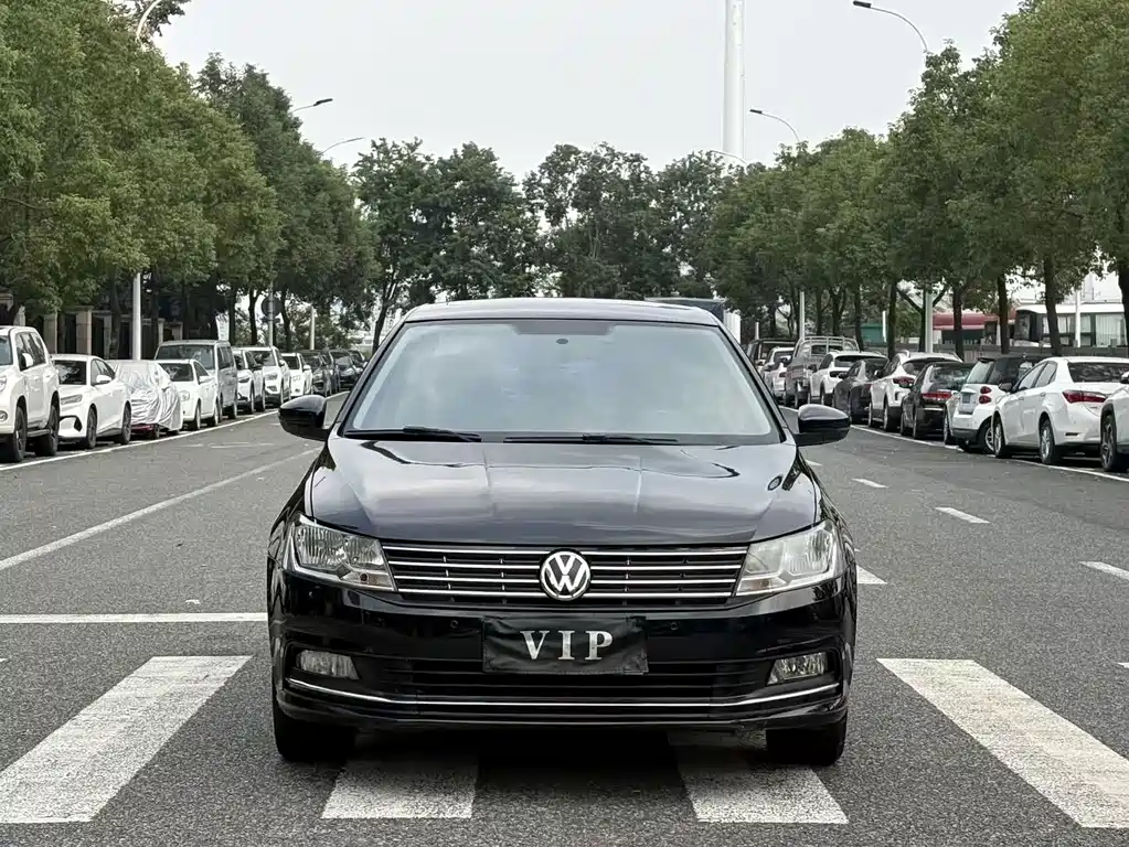 Volkswagen Lavida — миниатюра 2