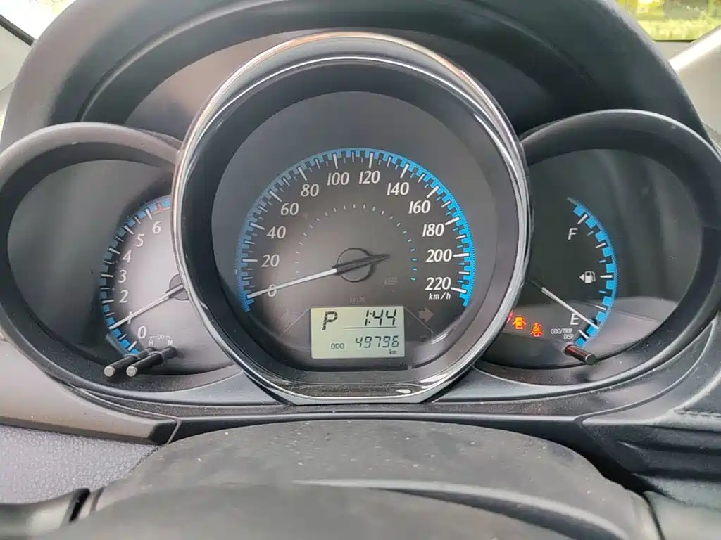 Toyota Yaris L — миниатюра 12