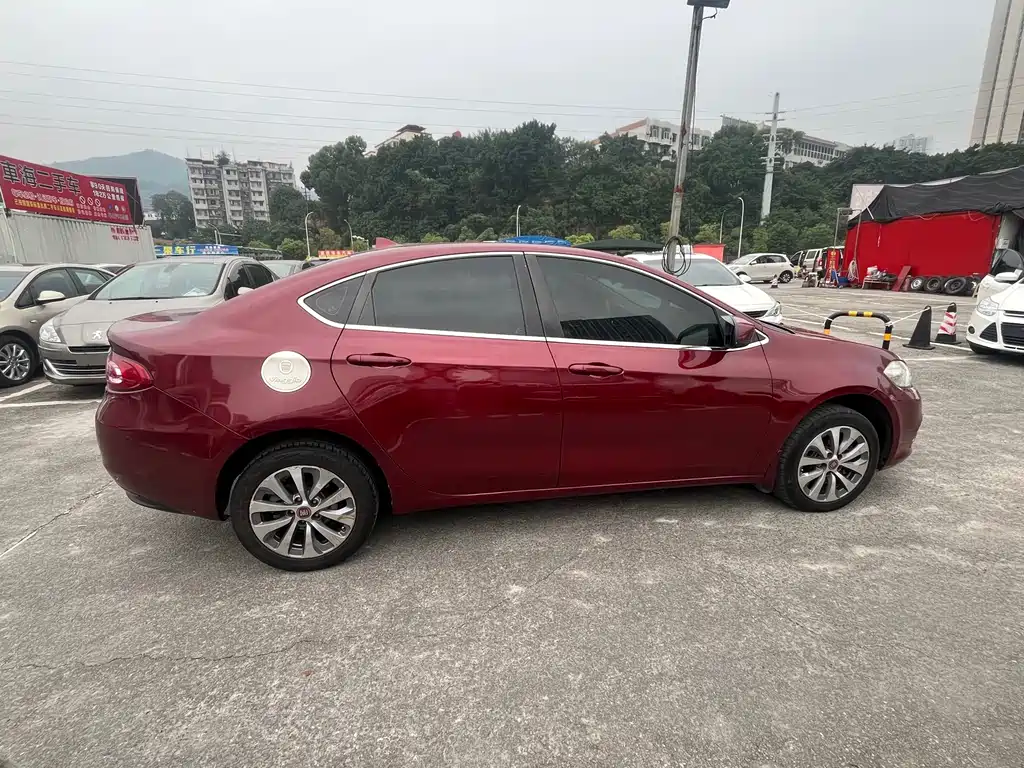 Fiat Viaggio — миниатюра 4