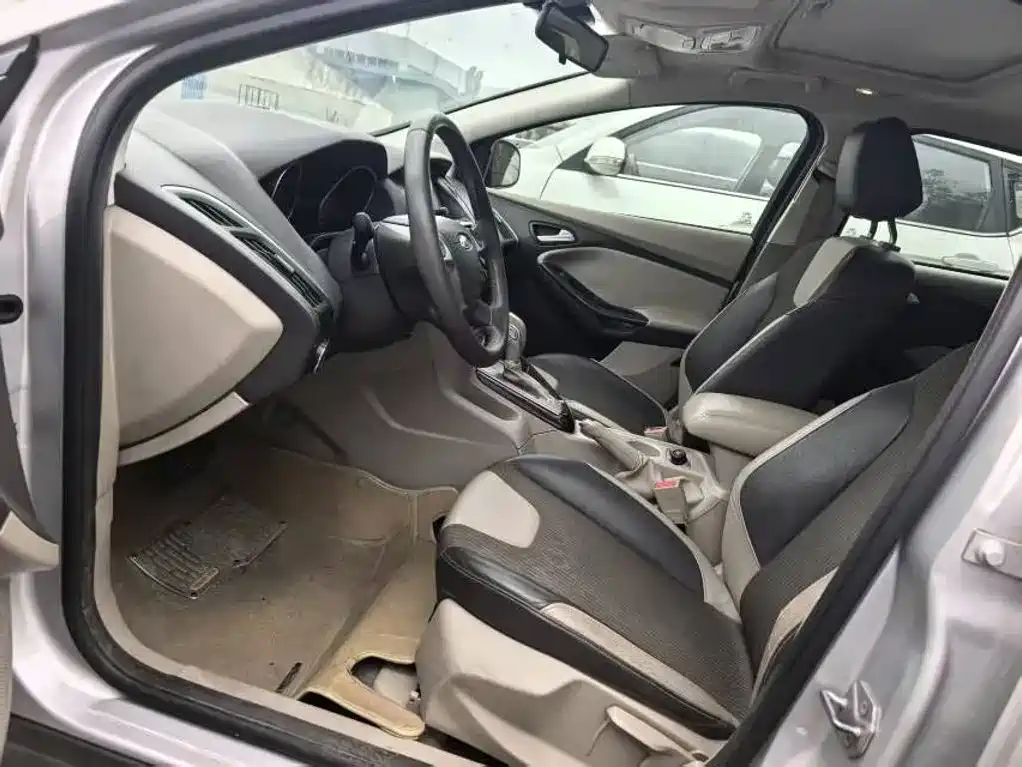 Ford Focus — миниатюра 5