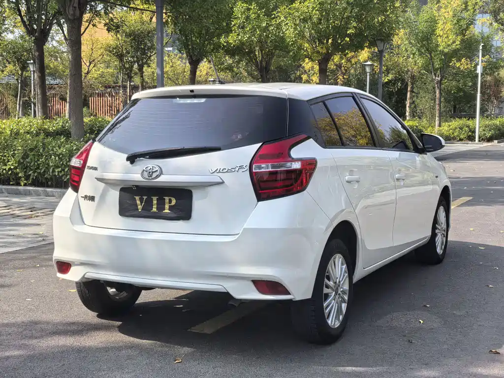 Toyota Vios FS — миниатюра 7