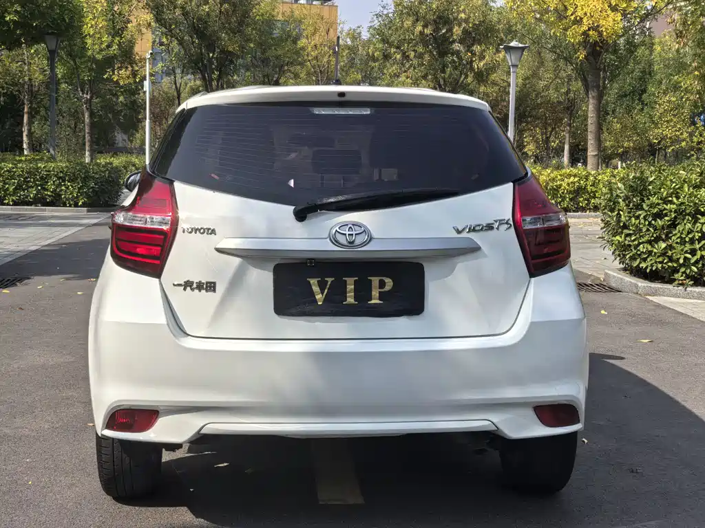 Toyota Vios FS — миниатюра 8