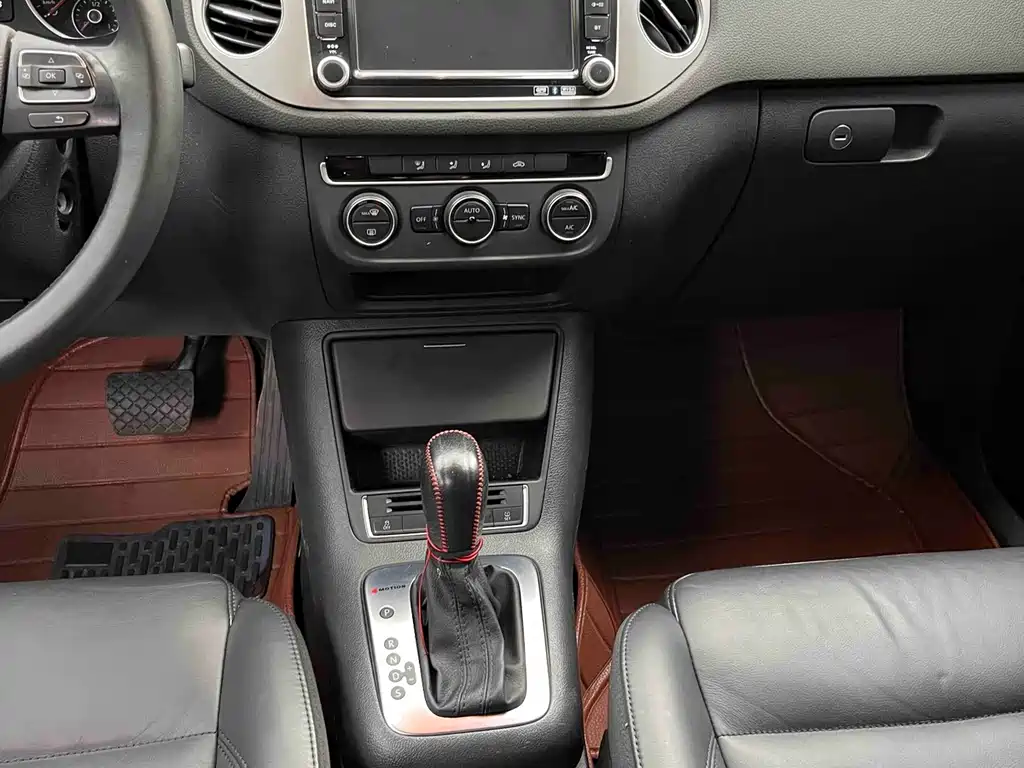 Volkswagen Tiguan — миниатюра 25