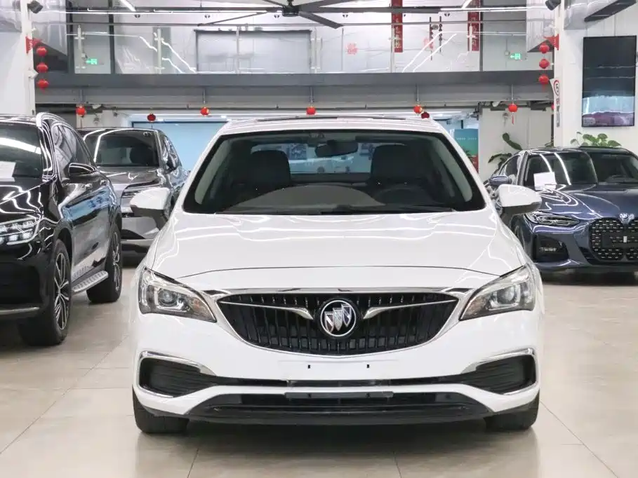 Buick Verano — миниатюра 2