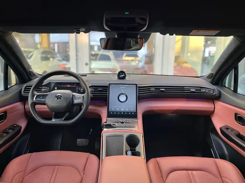 NIO EC6 — миниатюра 14