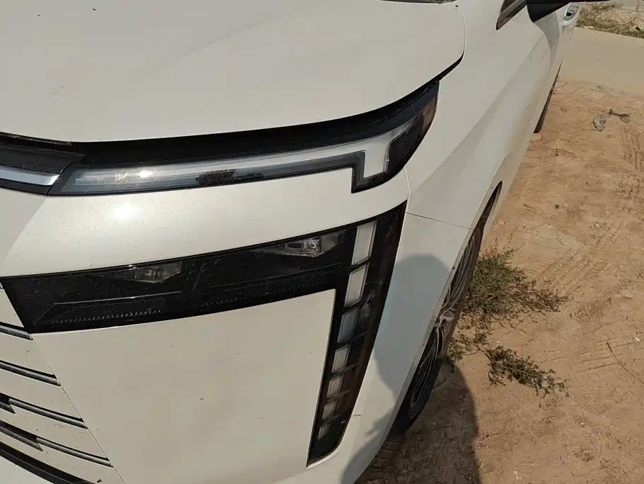 GAC Motor Trumpchi E8 — миниатюра 5