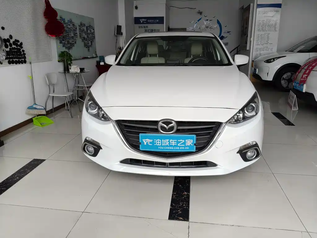 Mazda 3 Axela — миниатюра 2