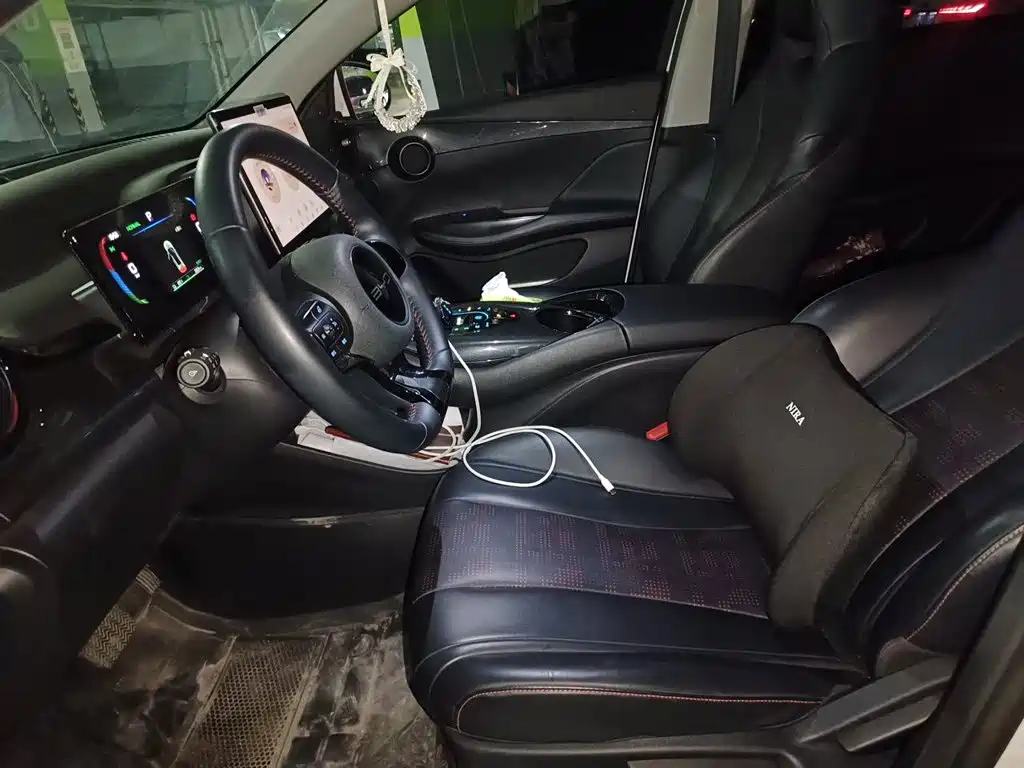 BYD e2 — миниатюра 11