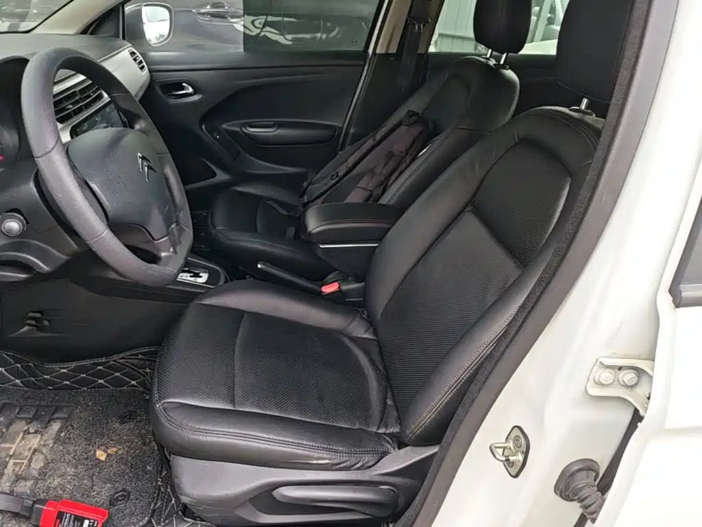 Citroen Elysee — миниатюра 15